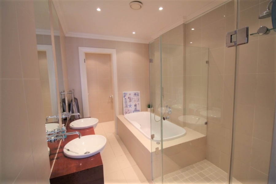 2 Bedroom Property for Sale in Cape Town City Centre Western Cape